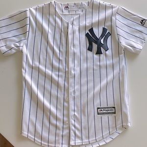 Children’s Majestic Size S -8 Gleyber Torres #25 Jersey